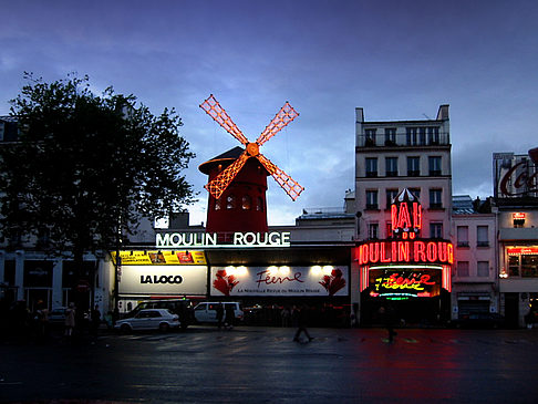 Fotos Moulin rouge während der Dämmerung | Paris